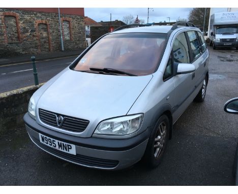 Vauxhall Zafira - 1.6 Petrol - W995 MNP - MOT 28 FEB 19