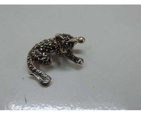 Sterling Silver Marcasite Cat Brooch 