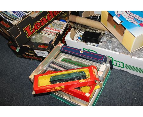 A collection of 00 gauge model railway including a Hornby Warship locomotive D6110, a steam locomotive and tender 31757, two 