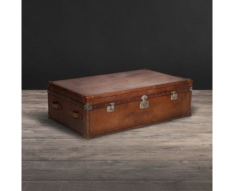 Watson Large Trunk Old Saddle Leather Nut The Watson Collection Takes The Nostalgic Travel Trunk Of Yesteryear And Transforms