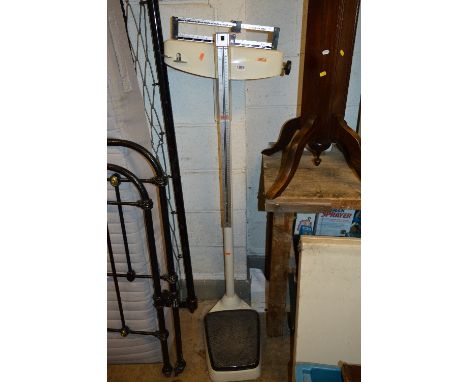 A SECA PEDESTAL SCALE