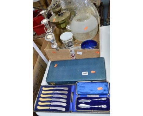 A MIXED LOT OF PLATED WARE, oil lamp and glass shade, etc