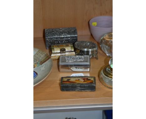 FIVE VARIOUS TRINKET/SNUFF BOXES (5)