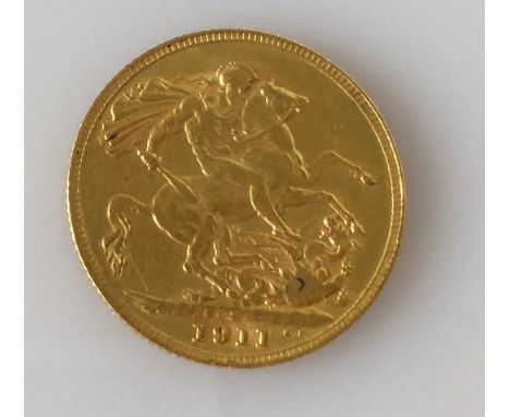 A George V gold full sovereign, 1911