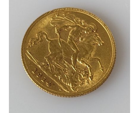 A George V half gold sovereign, 1914