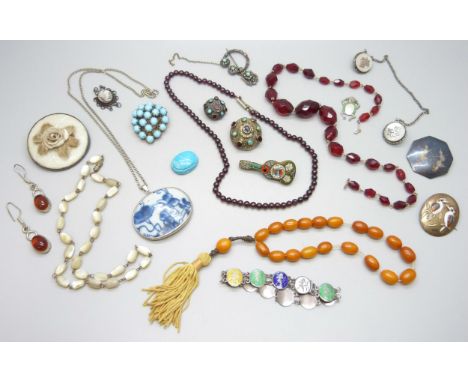 A bead bracelet, a silver framed Oriental ceramic panel pendant, an enamelled silver bird brooch, etc.