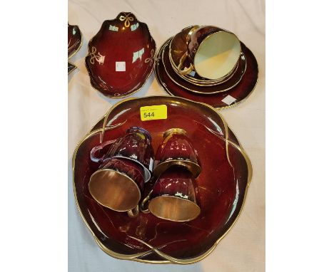 Eleven pieces of&nbsp;Carltonware Rouge Royale tea/coffee ware; 2 dishes 