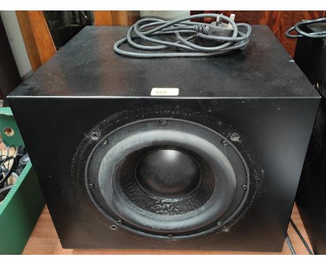 A AVI-HiFi 10" Sub-Woofer in black High Power Bipolar Amplifier 
