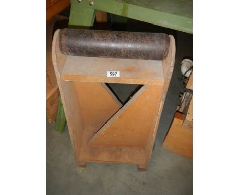 A home made roller stand. 