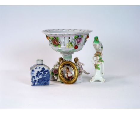 Mixed ceramics including two Royal Worcester blush ivory vases (one a.f), a pair of smaller gilt porcelain Royal Worcester va