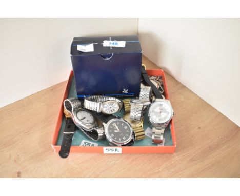 An assortment of wristwatches including Ascot, Montine, Seiko, Casio, etc
Condition report: Casio wave ceptor not working, Q 