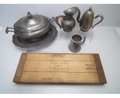 Lot to include a quantity of pewter and a vintage Karl Hart, Schwetzingen cigar mould. [W]