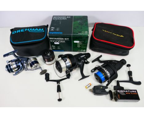 Fladen - Shimano - Mitchell - A lot to include; A Fladen 150 reel that appears in Good condition and appears in a Good condit