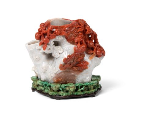 RED AND WHITE CARNELIAN AGATE 'TREE TRUNK' VASE 19TH-20TH CENTURY carved as two gnarled tree trunks, one larger than the othe