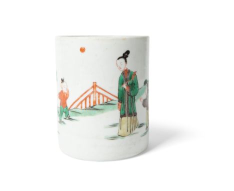 WUCAI BRUSH POT KANGXI PERIOD the cylindrical body painted with an elegant lady holding lingzhi fungus sprig accompanied by t