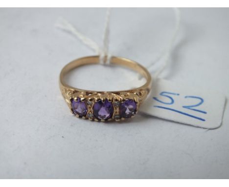A quality amethyst &amp; diamond carved half hoop ring in 9ct - size R - 2.9gms