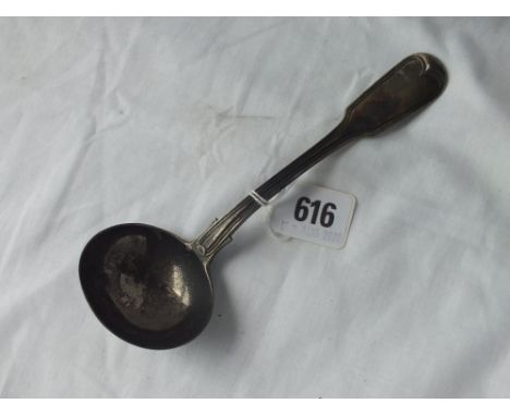 Victorian fiddle thread pattern sauce ladle - London 1863 by FH - 73gms