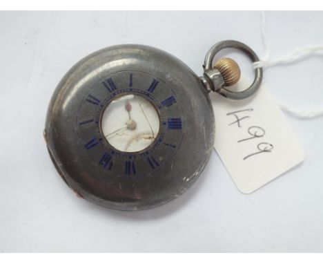 A gents silver half hunter pocket watch with seconds sweep 