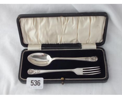 A childs spoon &amp; fork with shell terminals - Sheffield 1927 fitted box