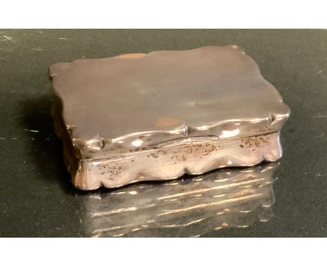 A Late Victorian silver pill box, shaped rectangular body, Edward John Haseler &amp; Noble Haseler, Birmingham 1897, 97.8g 