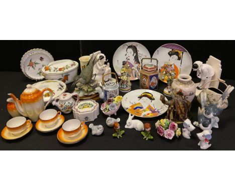 Ceramics - Lladro, pair of birds;  20th century Satsuma vase;  Italian hand-painted figures;  Noritake cabinet plates, Royal 