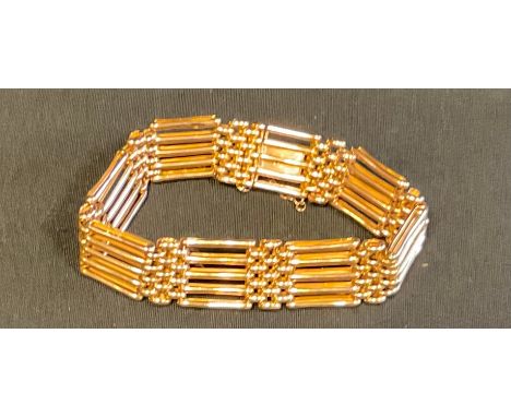 A 15ct gold five bar gate link bracelet, 25.5g 