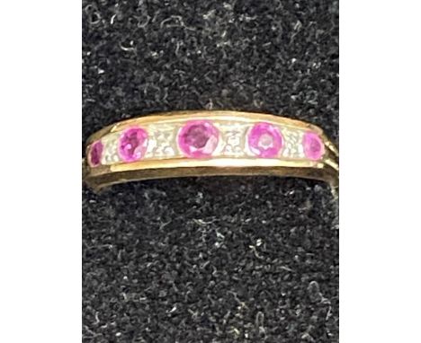 9ct gold ring set with rubies &amp; diamond Size Q