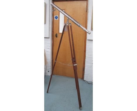 TELESCOPE, plated, on extendable tripod support, 160cm H. 