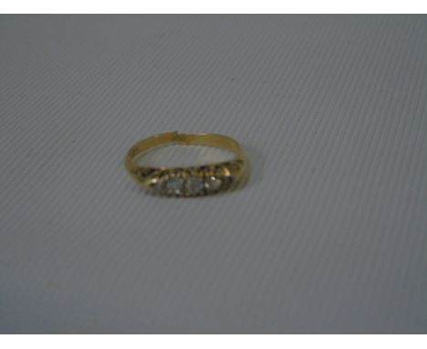 Vintage gold 5 stone ring