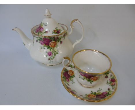 Royal Albert coffee ware 8 cups and saucers and a tea pot Old Country Roses