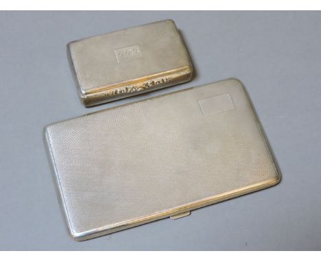 A modern silver snuff box, Mappin & Webb, Birmingham 1957, and a silver cigarette case