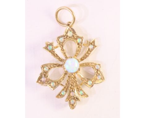 9ct gold opal set pendant hallmarked   Condition Report   Click here for further images, condition, auction times & delivery 