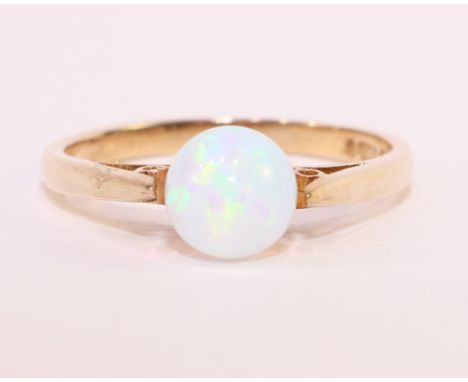 Opal single stone 9ct gold ring hallmarked   Condition Report   Click here for further images, condition, auction times & del