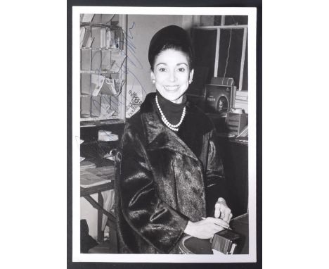 From The Collection Of Valerie Leon - Margot Fonteyn (1919-1991 - English Ballet Dancer / Ballerina) - autographed 6.5x4.5" b
