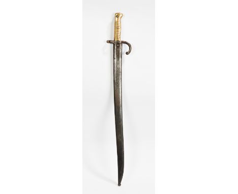 FRENCH ST.ETIENNE 1867 PATTERN BAYONET with ribbed brass grip and steel scabbard, 70.5cm long 