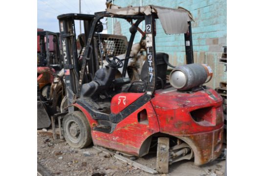 2007 Tusk Model 500 Pg 16 3 750 Lb Capacity Forklift Lp Solid Tires 3 Stage Mast Side Shift