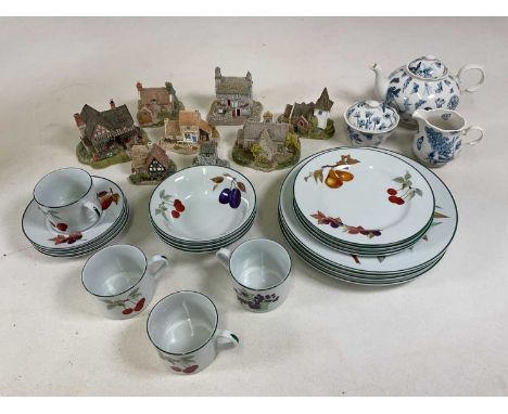 ROYAL WORCESTER; a quantity of tea and dinner ware in 'Evesham Vale' pattern, together with a Portmeirion teapot, milk jug an