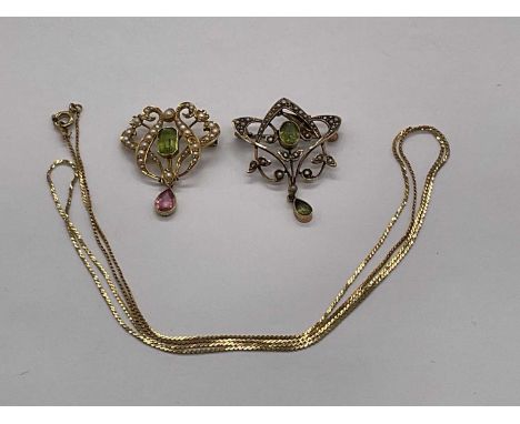 A 15ct yellow gold seed pearl and green peridot pierced Art Nouveau pendant, length 33mm, approx 5.3g, a similar 9ct yellow g