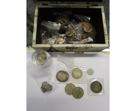 A box of various British coinage to include Victorian half-crowns 1891 and 1896, Edwardian silver half-crowns 1908 and 1909, 