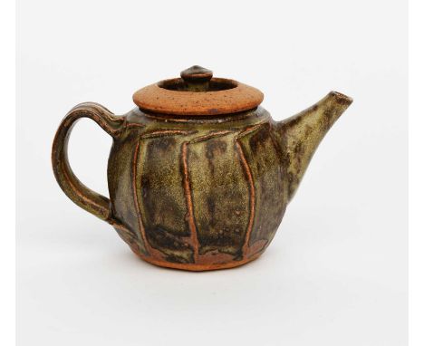 Φ Richard Batterham (1936-2021)a small cut sided stoneware teapot and cover, covered in an ash glazeunsigned11cm. high (2) Pr