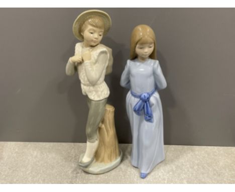 Nao by Lladro figures Boy and Girl