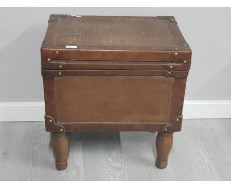 Reproduction Leatherette trunk on leg support 56x36x57