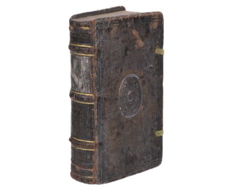 Castiglione (Baldessare). Il Cortegiano, Venice, Domenico Giglio, 1587, woodcut device to title, front free endpaper supplied