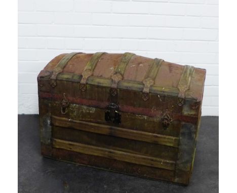 A domed top storage trunk / chest, 52 x 76cm 