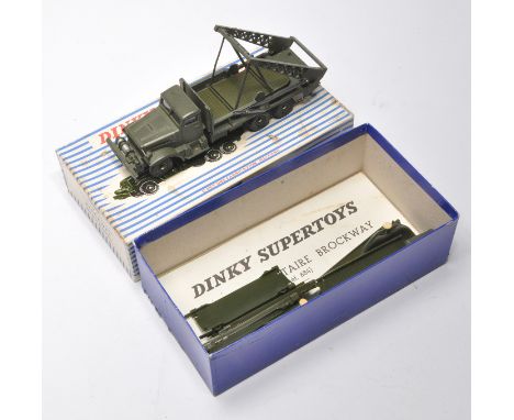 French Dinky No. 884 Brockway with accessories. Looks to be complete. Displays very good to excellent in good original box, l