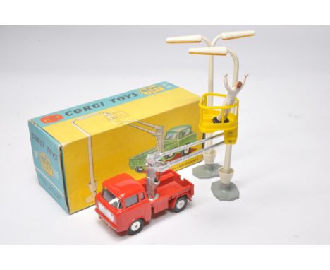 Corgi no. GS14 Hydraulic Tower Wagon with Lamp Standard. Complete inc figure plus extra lamp. Displays good with the odd mino