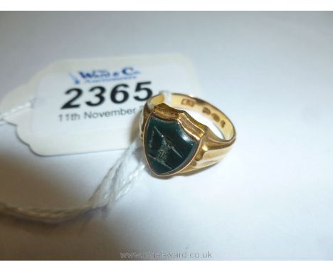 A Gold seal Ring with inset semi-precious stone with engraved heraldic symbol of gauntlet grasping a broken lance, size K