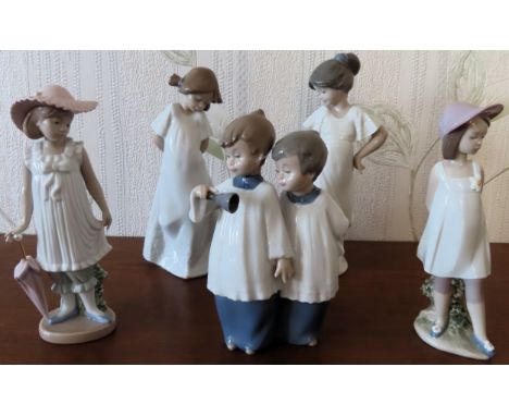 Five various Nao glazed ceramic figures

all reasonable used condition 