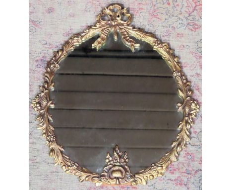 Early 20th century gilt metal framed oval decorative wall mirror. Approx. 49 x 39cms

reasonable used condition 