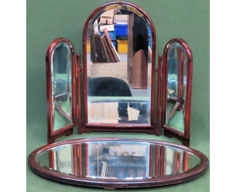 Early 20th century three fold bevelled dressing mirror, plus oval wooden framed bevelled wall mirror

both reasonable used wi